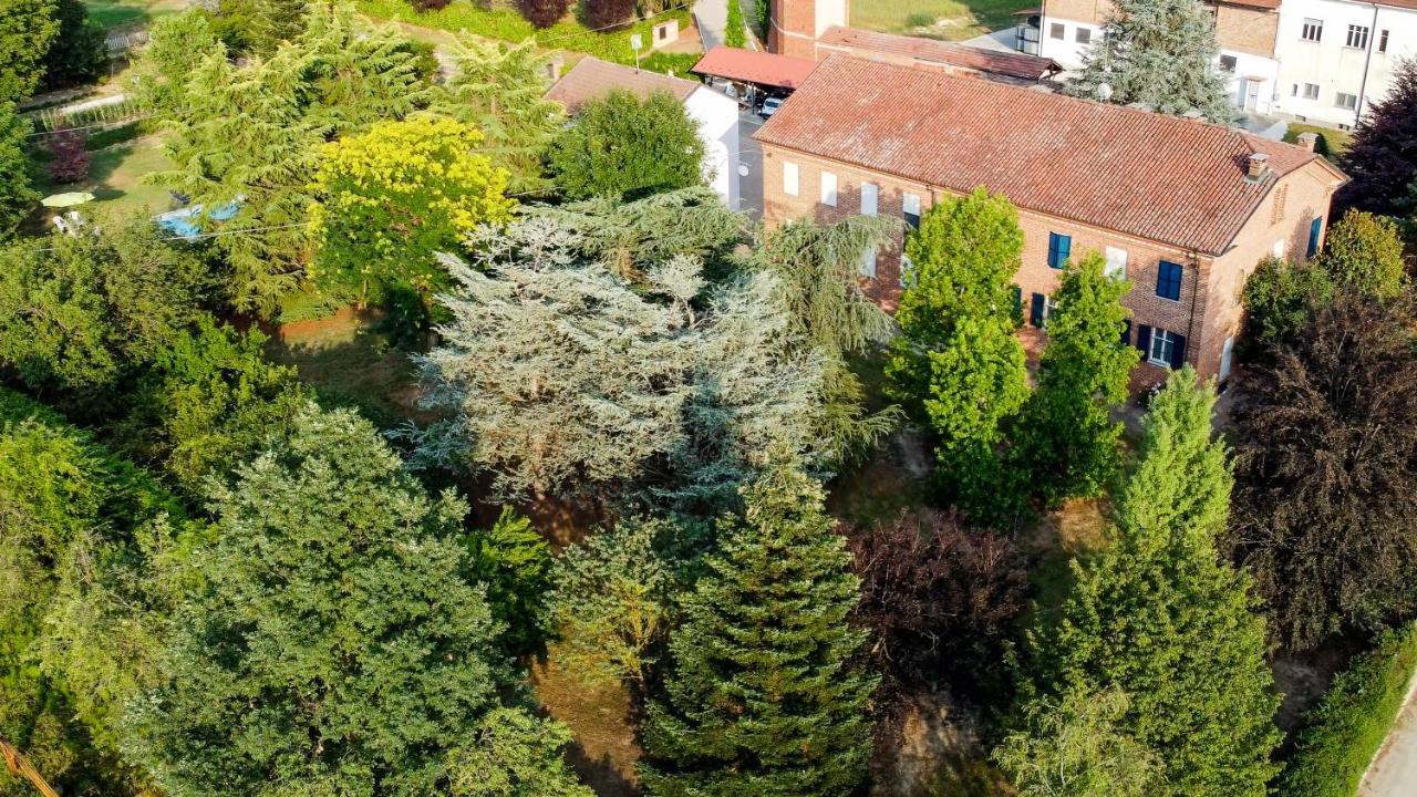 Hôtel Il Principe Rosso à Roatto Extérieur photo